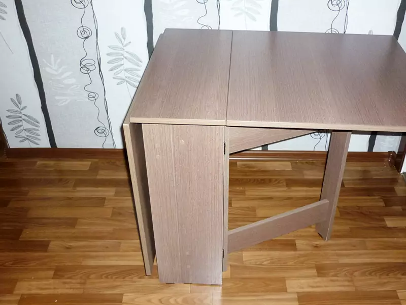 Сборка стола книжки Сборка стола книжки